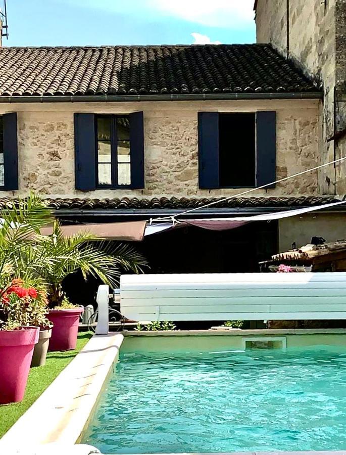 La Maison Du Bourg B&B Puisseguin Eksteriør bilde